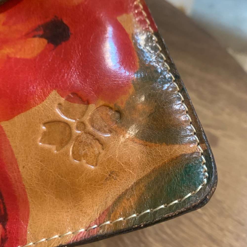 Patricia Nash Heritage Floral Portfolio Clutch - Picture 3 of 9